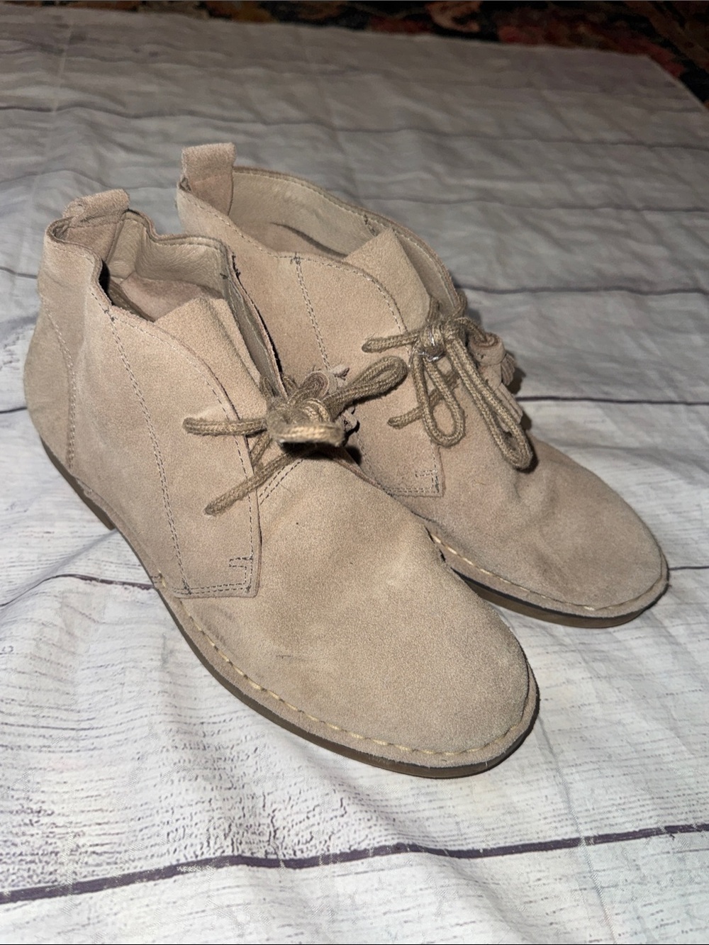 Tommy Bahama Evert Tan Sand Suede Leather Chukka Desert Ankle 8